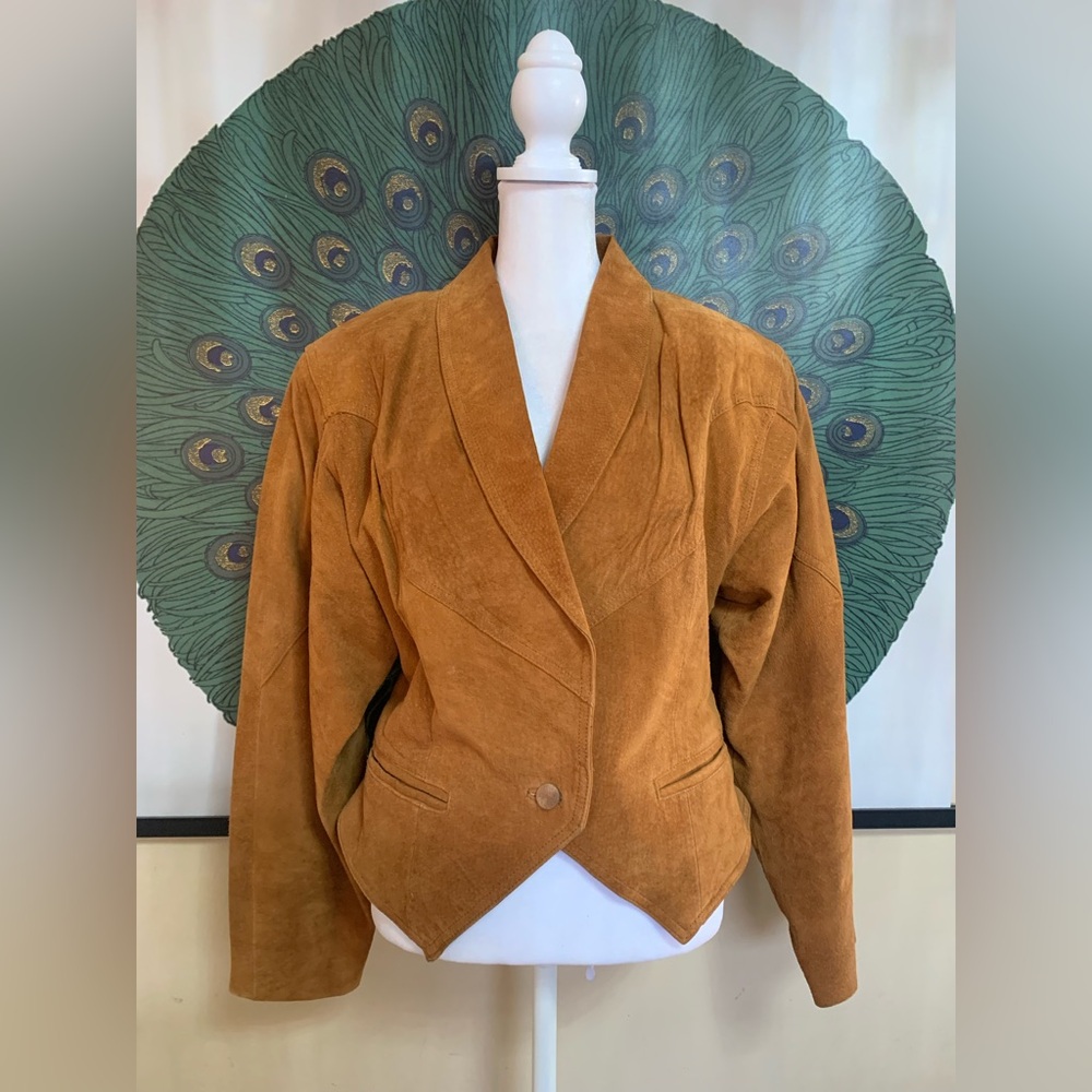 Vintage 80's Tan Suede Bolero Jacket by Winlet
Size Medium